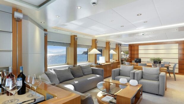 alma-motor-yacht-salon (3)-min
