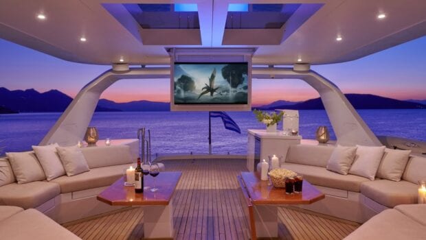 mia-zoi-motor-yacht-cinema-sundeck
