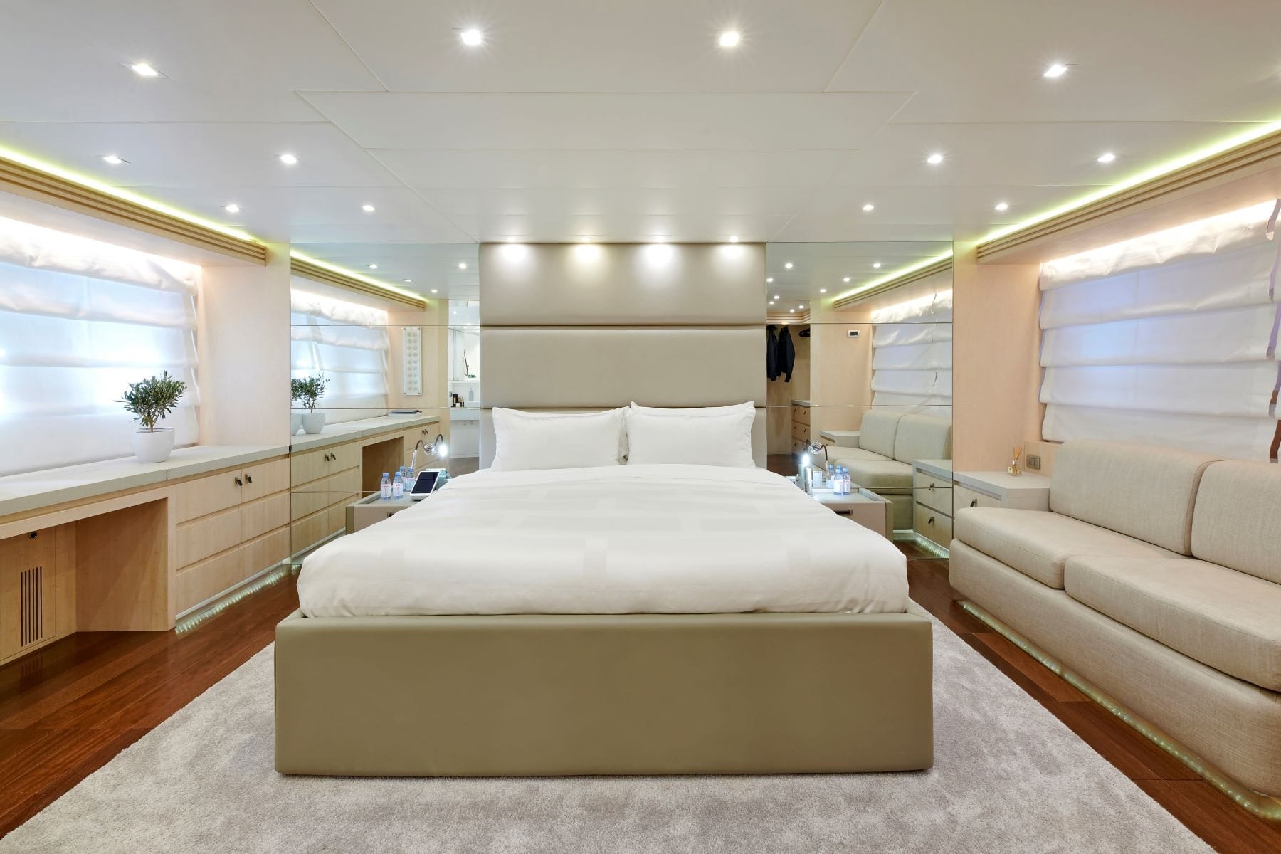 white knight yacht Owner suite