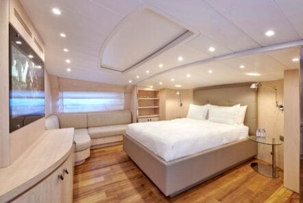 white knight yacht Owner's suite