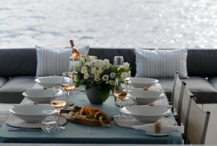 boom lagoon catamaran dining table - Valef Yachts Chartering