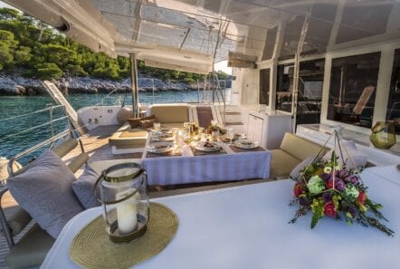 flo catamaran exterior spaces (26) - Valef Yachts Chartering