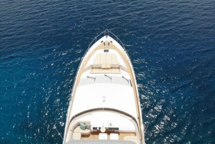 gia sena motor yacht bnow (1) - Valef Yachts Chartering