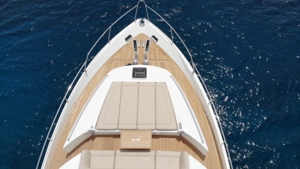 gia sena motor yacht bnow (2) - Valef Yachts Chartering