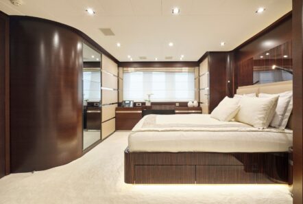 hakuna matata motor yacht cabins (2) min - Valef Yachts Chartering