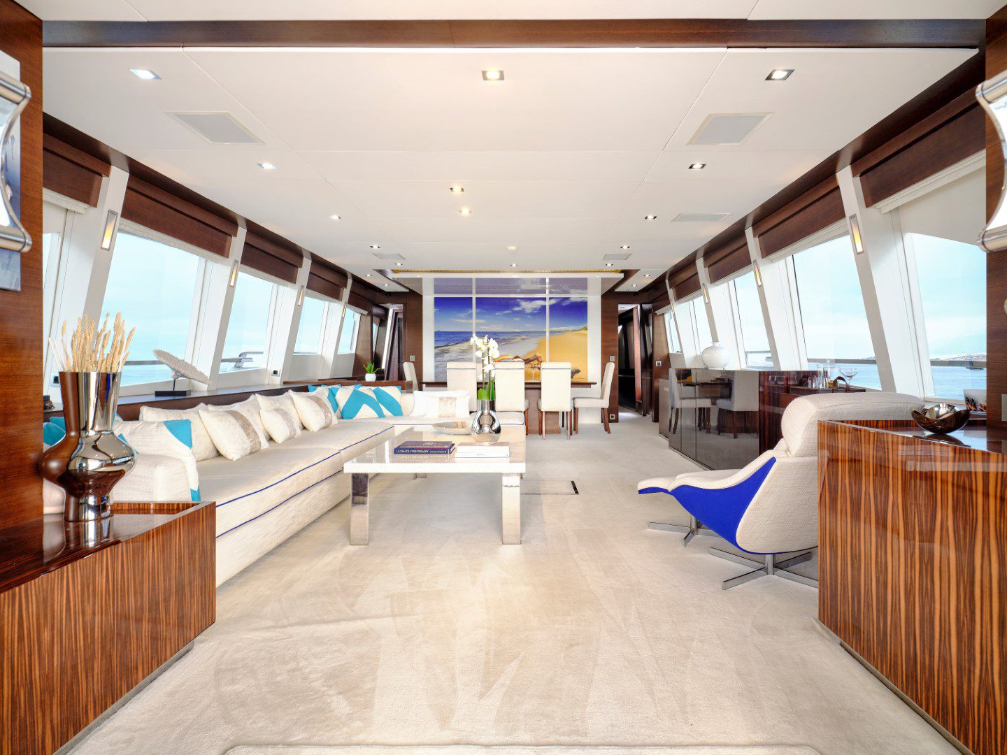 hakuna matata motor yacht salon (2) min - Valef Yachts Chartering