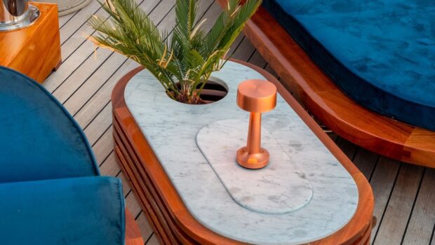 weatherbird  sailing foredeck table planter - Valef Yachts Chartering