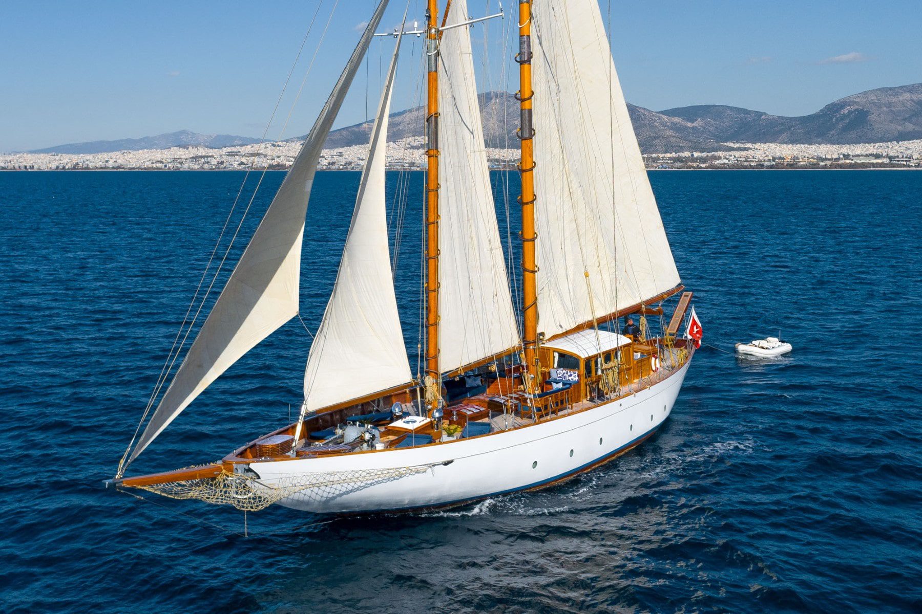 weatherbird  sailing sails profile (7) - Valef Yachts Chartering