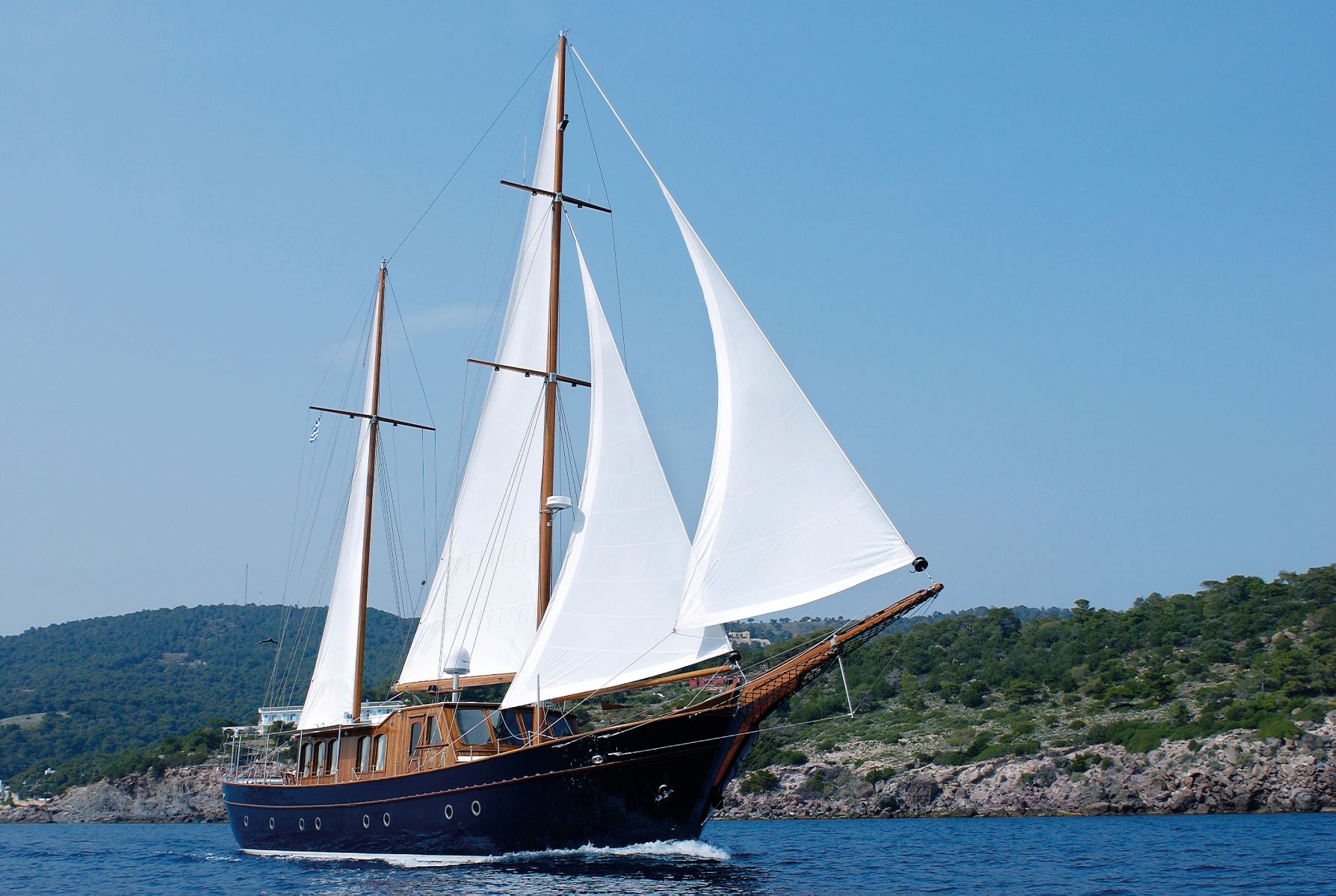 liana h motor sailer sailing (1) - Valef Yachts Chartering