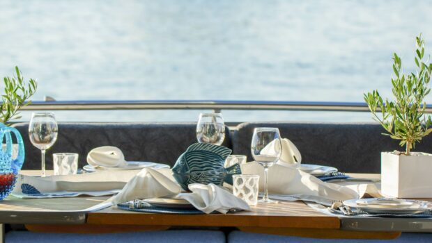Satori aft deck table motor yacht valef yachts (2) - Valef Yachts Chartering