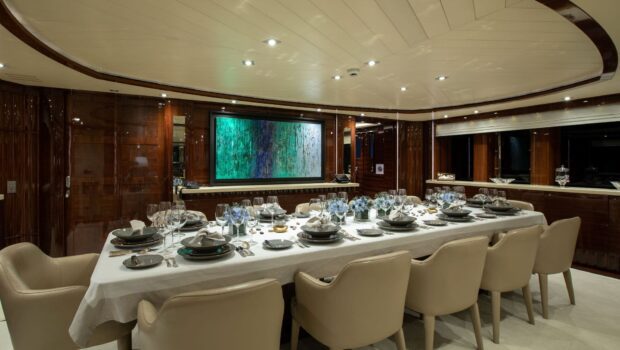 Vertigo Interiors 070 min - Valef Yachts Chartering