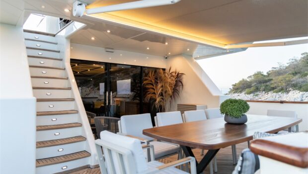aquila motor yacht valef yachts (9) - Valef Yachts Chartering