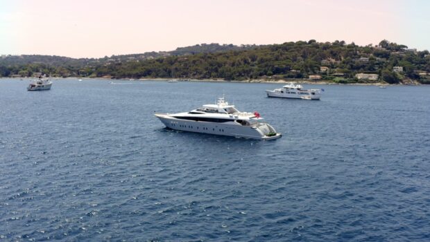 mamma mia motor yacht profile valef yachts (8) - Valef Yachts Chartering