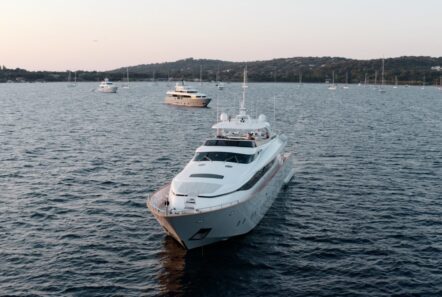 mamma mia motor yacht profile valef yachts (9) - Valef Yachts Chartering