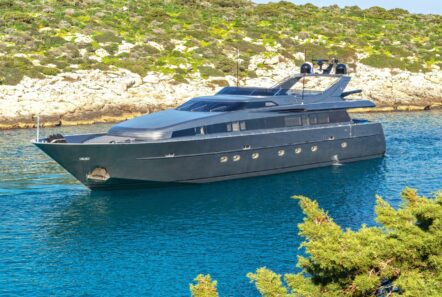 summer fun motor yacht profile (5) - Valef Yachts Chartering