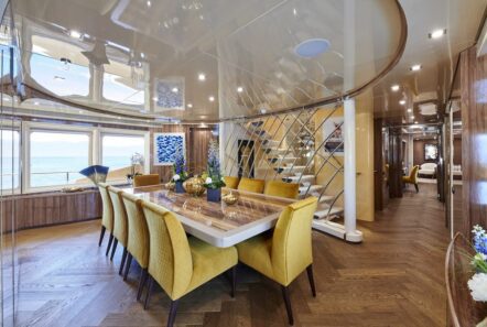 10.DALOLI   Dining area min - Valef Yachts Chartering