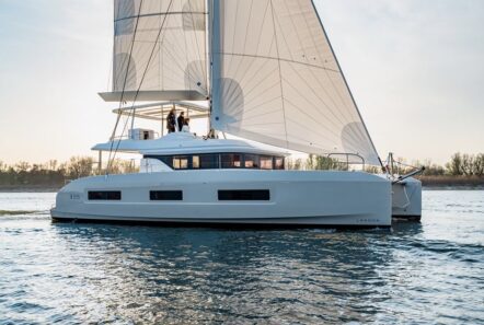Hydrus catamaran profiles valef yachts (11) - Valef Yachts Chartering