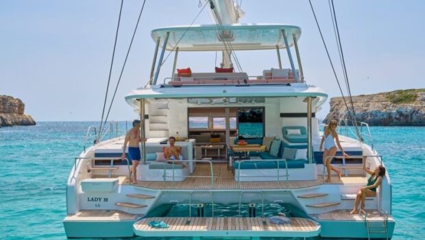 Hydrus catamaran valef yachts (37) - Valef Yachts Chartering