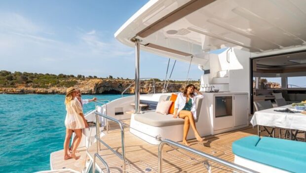 Hydrus catamaran valef yachts (46) - Valef Yachts Chartering