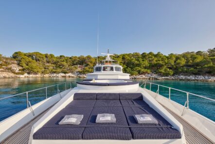 Alaya motor yacht lurssen ext (2) min - Valef Yachts Chartering