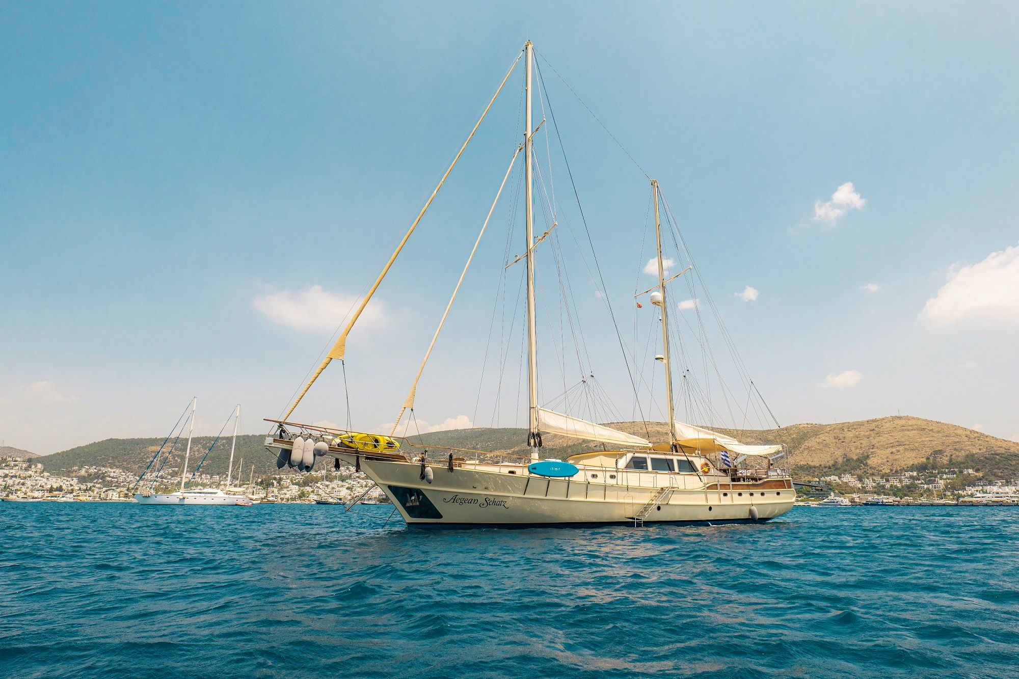 MS Luxury Aegean Schatz 2 min - Valef Yachts Chartering
