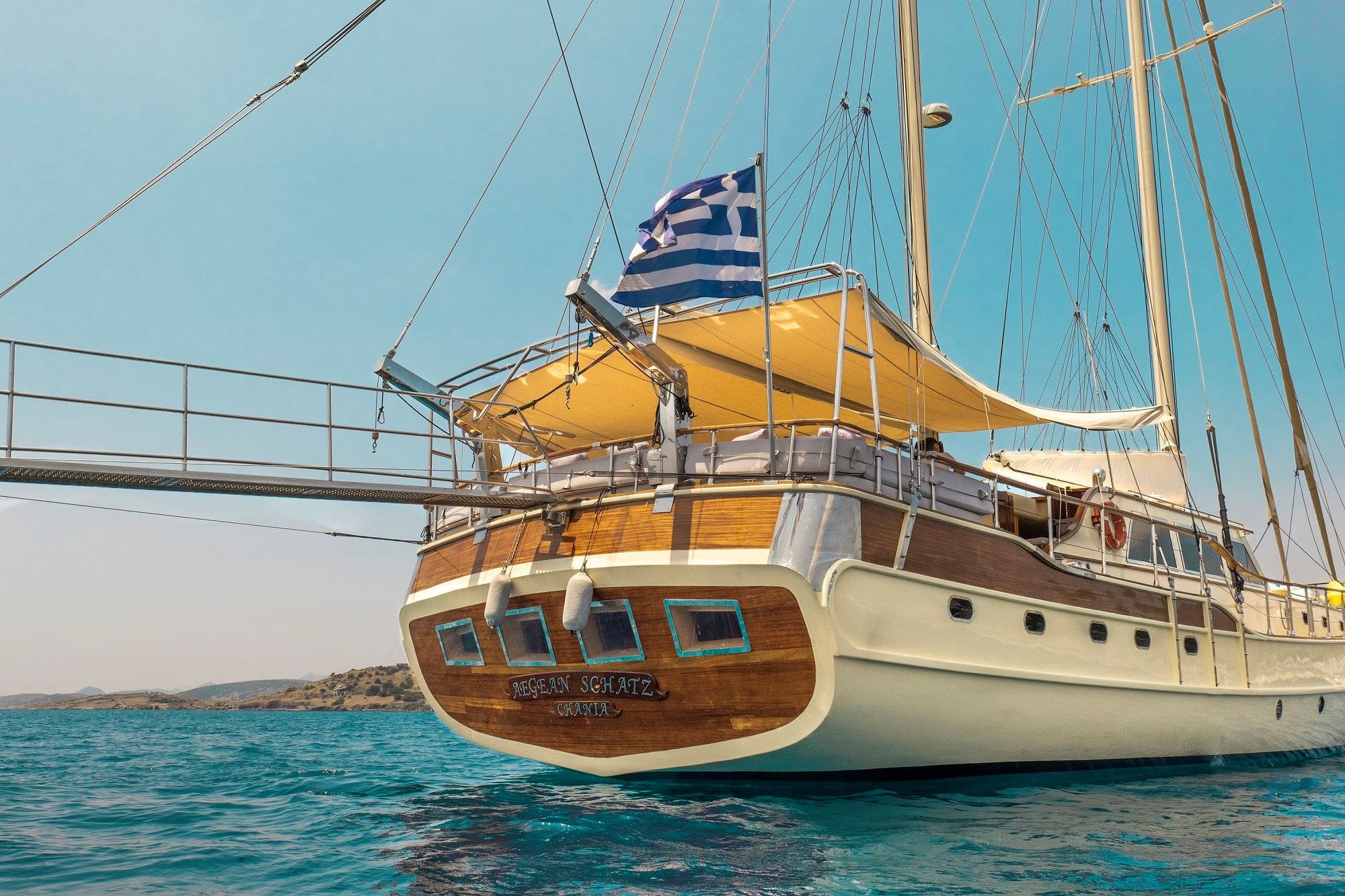 MS Luxury Aegean Schatz 4 min - Valef Yachts Chartering