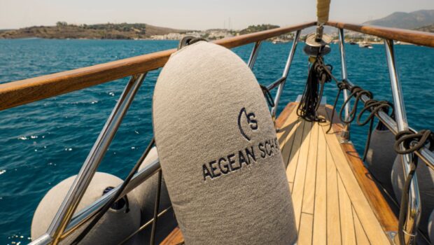 MS Luxury Aegean Schatz exterior 3 min - Valef Yachts Chartering