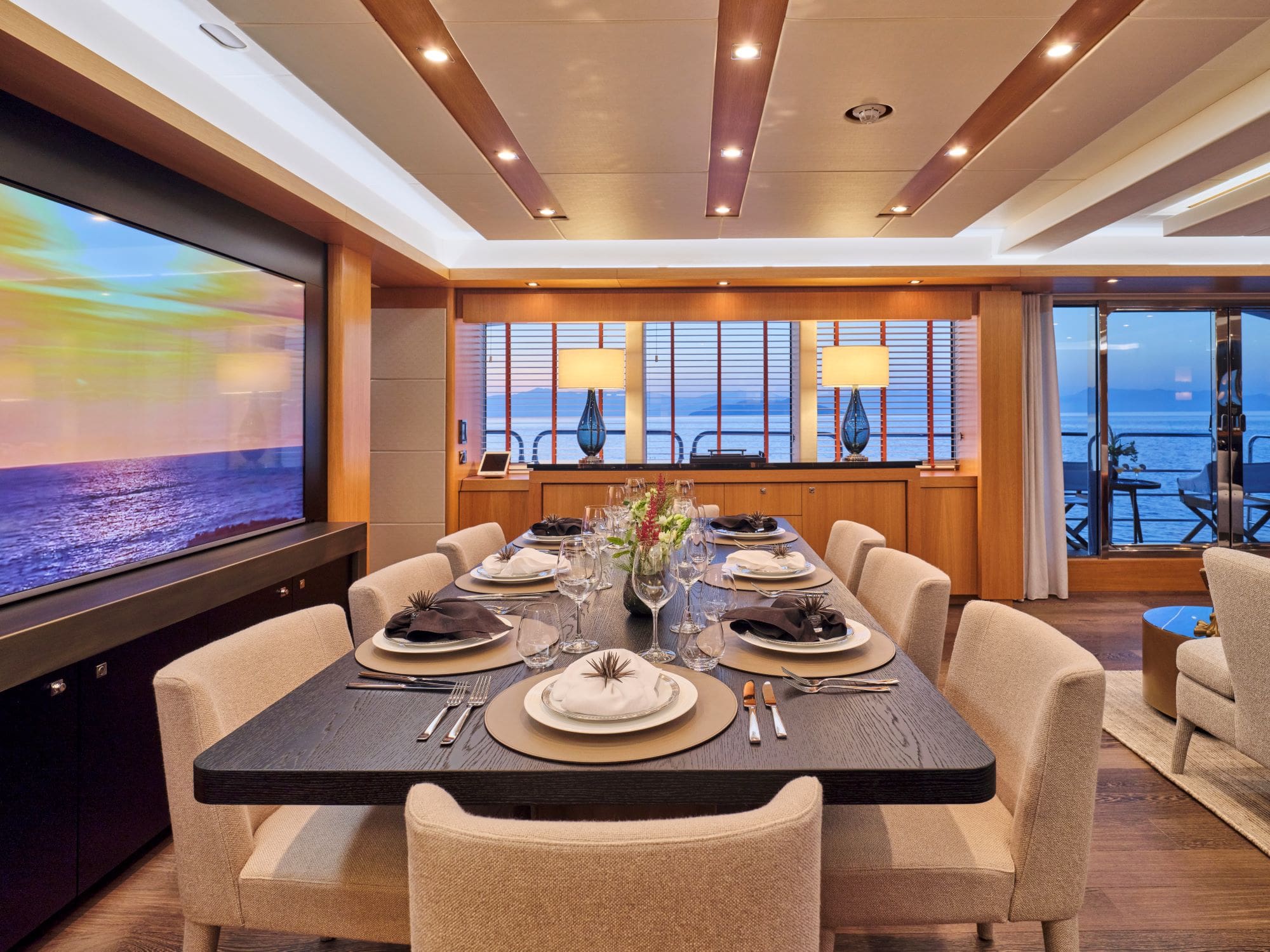 makani ii yacht dining salon (1) - Valef Yachts Chartering