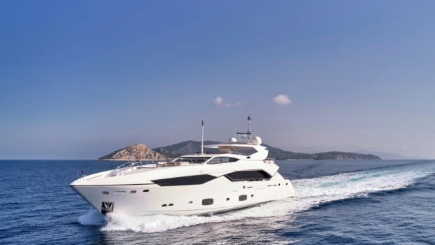 makani ii yacht profile (2) - Valef Yachts Chartering