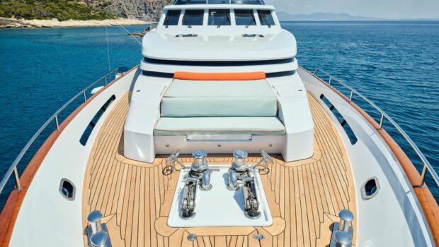 8. MIA ZOI Bow min - Valef Yachts Chartering